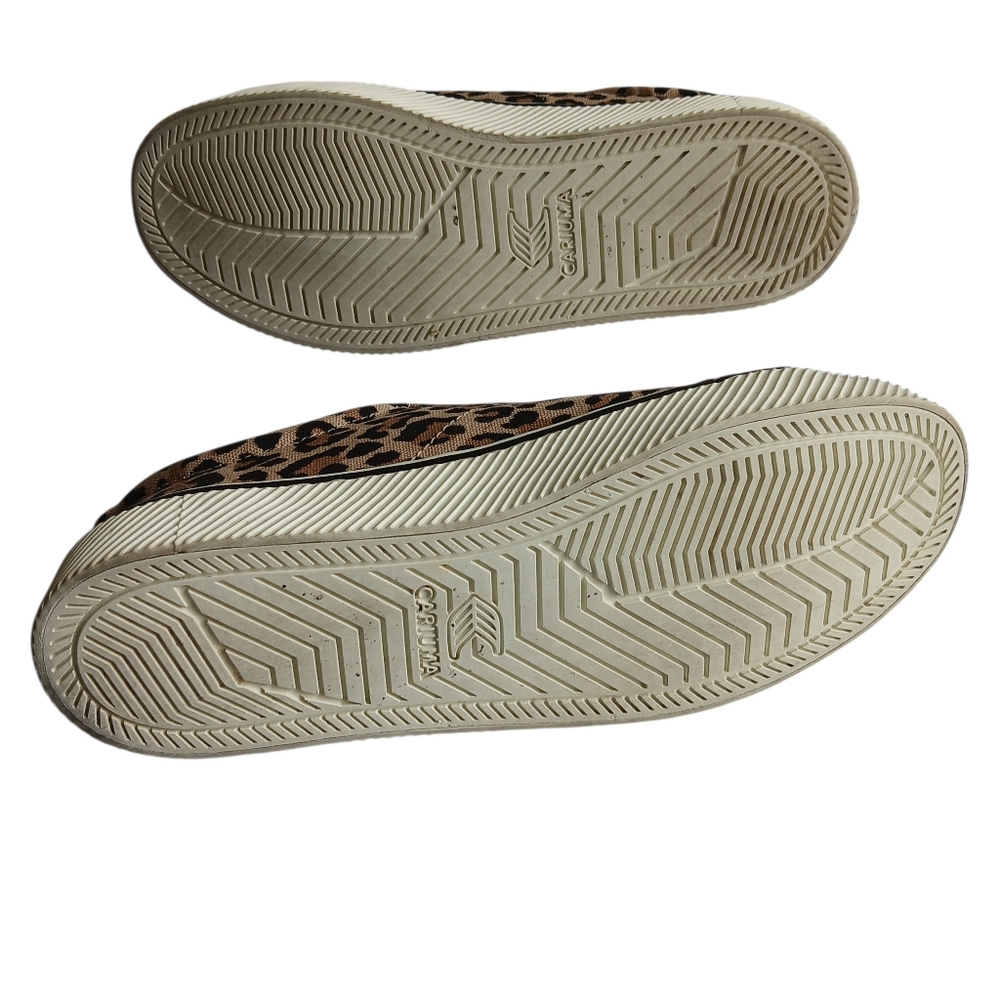 Cariuma Leopard Print Canvas Sneakers - Picture 5 of 5